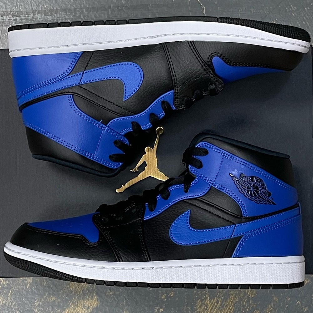 Nike Air Jordan 1 Mid Hyper Royal 554724-077 10 - Picture 1 of 10